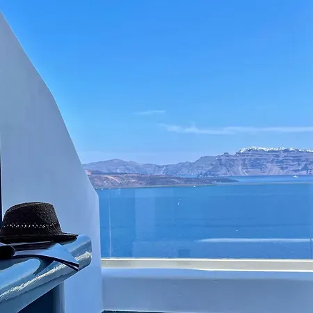 Blu Santorini Akrotírion