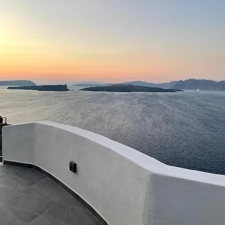 Blu Santorini Akrotírion