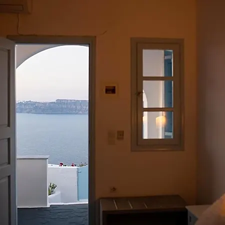Blu Santorini Akrotírion