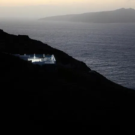 ホテル Blu Santorini *
