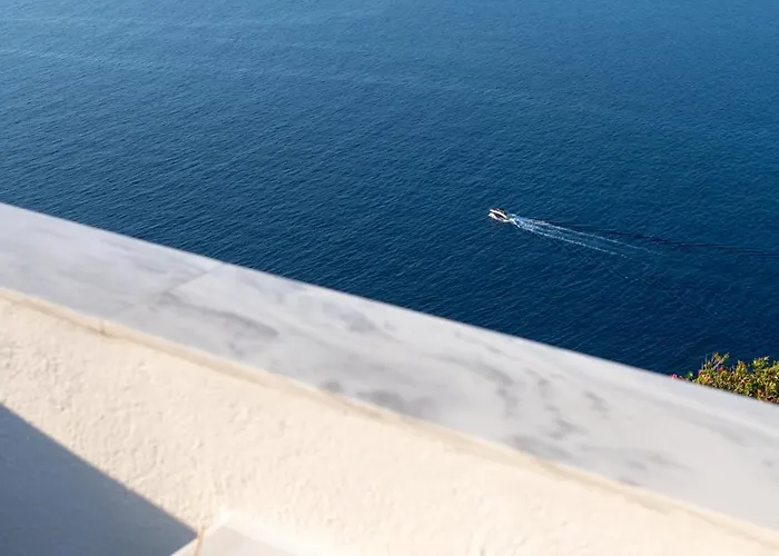 Blu Santorini Akrotírion