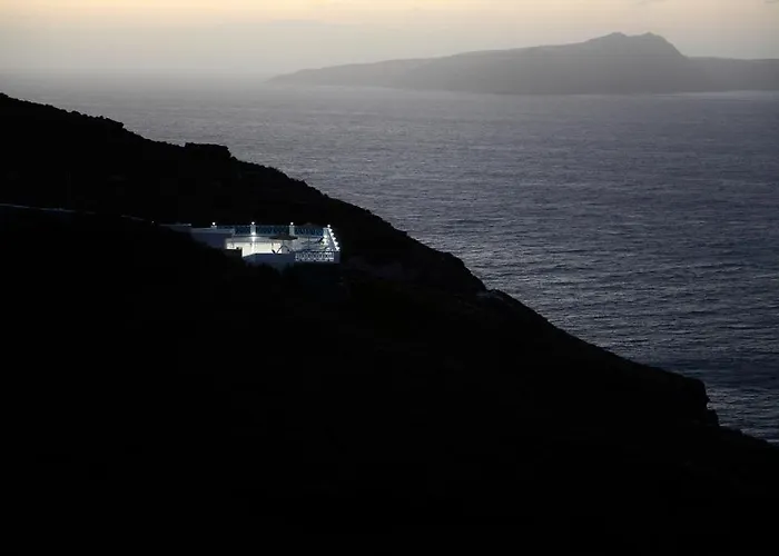 Hotel Blu Santorini *