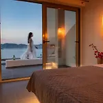 Blu Santorini Akrotírion