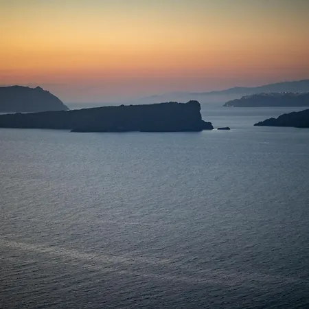 Blu Santorini 酒店 Akrotírion