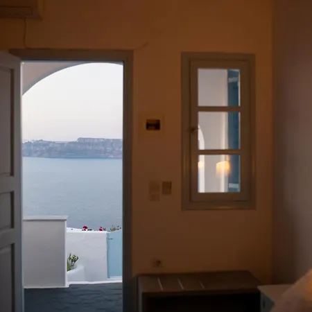 Hotel Blu Santorini